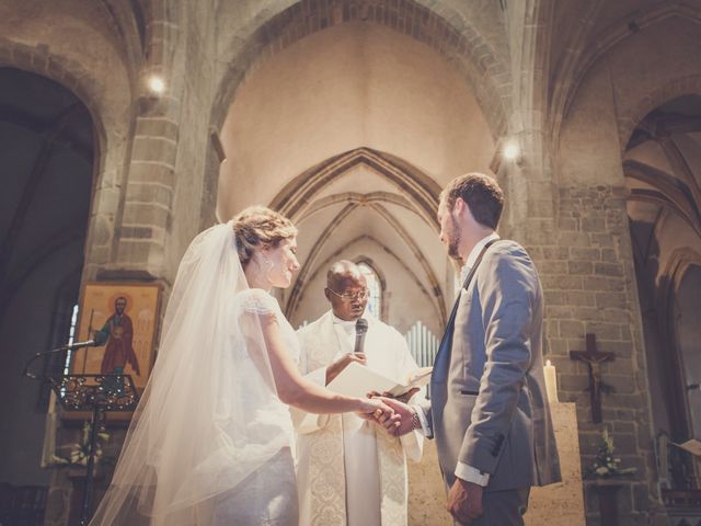 Le mariage de Jean et Coralie à Feurs, Loire 15