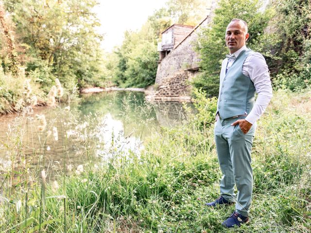 Le mariage de Adrien et Alexandra à Lussas, Ardèche 14