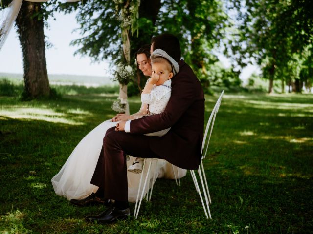 Le mariage de Damien et Cyrielle à Aisey-sur-Seine, Côte d'Or 27