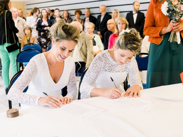 Le mariage de Emmeline et Alice à Polliat, Ain 13