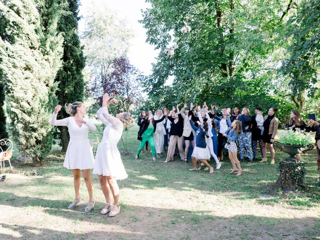 Le mariage de Emmeline et Alice à Polliat, Ain 32