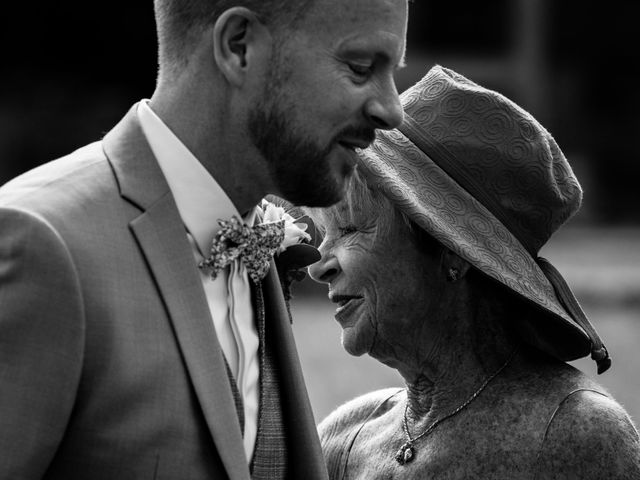 Le mariage de Cécile et Bertrand à Amécourt, Eure 74