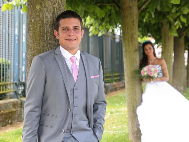 Le mariage de Stéphane et Sandra à La Villeneuve-en-Chevrie, Yvelines 11