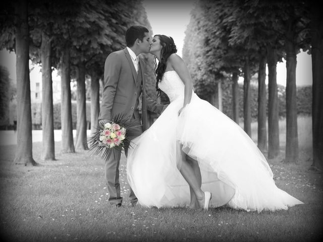 Le mariage de Stéphane et Sandra à La Villeneuve-en-Chevrie, Yvelines 22