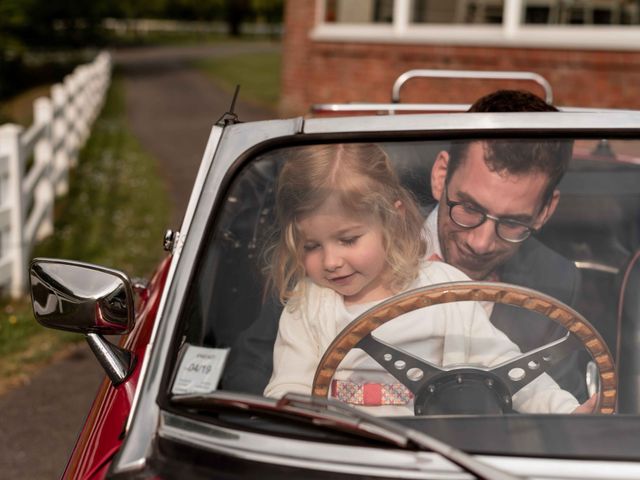 Le mariage de Thomas et Valérie à Verlinghem, Nord 14