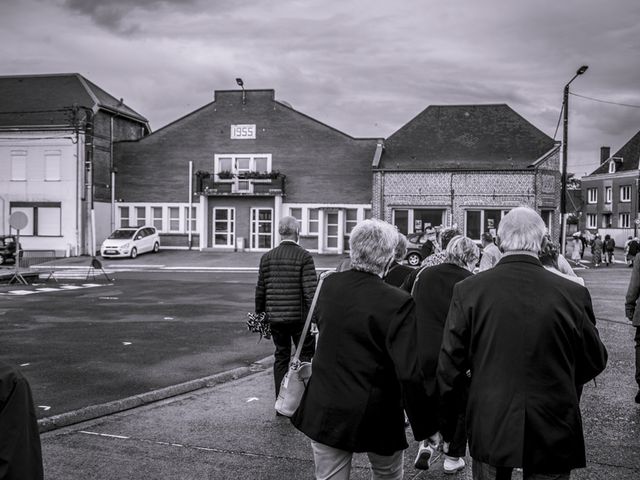 Le mariage de Michael et Cathy à Villers-Outréaux, Nord 81