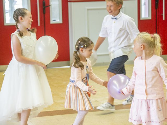 Le mariage de Michael et Cathy à Villers-Outréaux, Nord 86