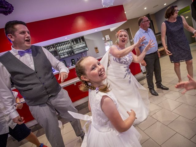 Le mariage de Michael et Cathy à Villers-Outréaux, Nord 121