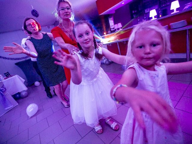 Le mariage de Michael et Cathy à Villers-Outréaux, Nord 137