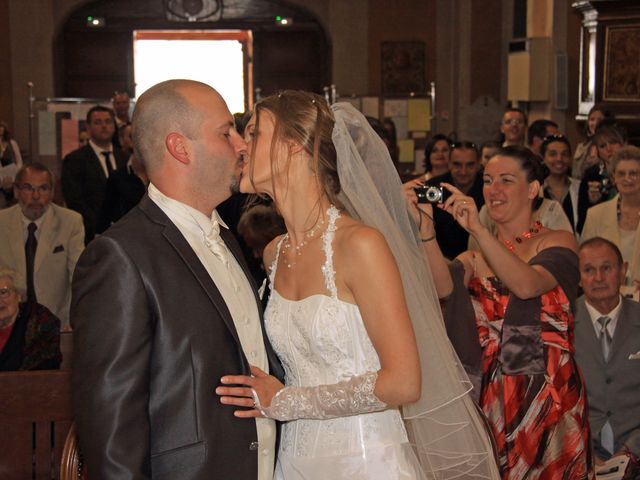 Le mariage de Lionel et Pauline à Ambarès-et-Lagrave, Gironde 19