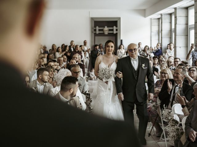 Le mariage de Loic et Mylène à Pont-lès-Moulins, Doubs 47
