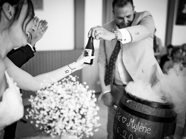 Le mariage de Loic et Mylène à Pont-lès-Moulins, Doubs 51