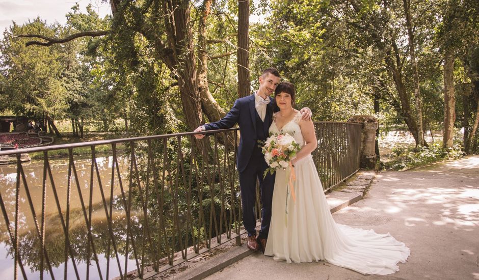 Le mariage de François et Amélie à Saint-Médard-en-Jalles, Gironde