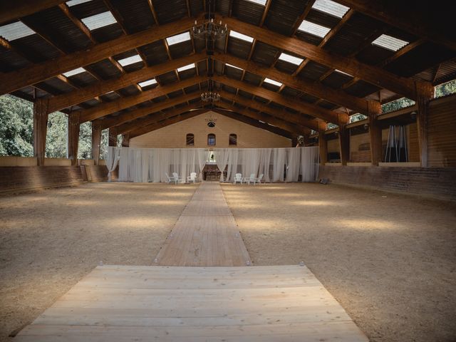 Le mariage de Florent et Pauline à Montréal, Ardèche 1