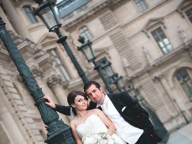 Le mariage de Christophe et Liana à Paris, Paris 1