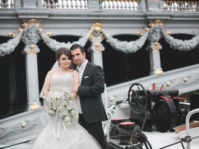 Le mariage de Christophe et Liana à Paris, Paris 7