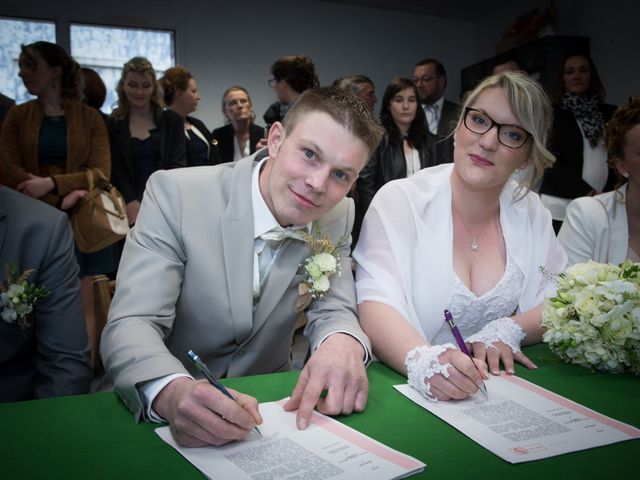 Le mariage de Pierre et Ameline à Ailly-sur-Noye, Somme 12