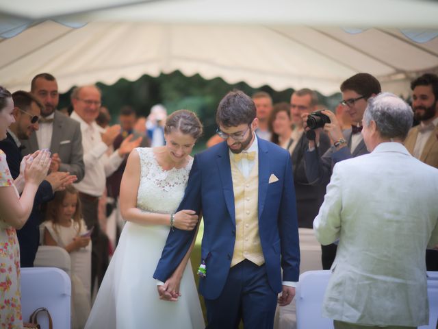 Le mariage de Christopher et Nora à Brullioles, Rhône 23