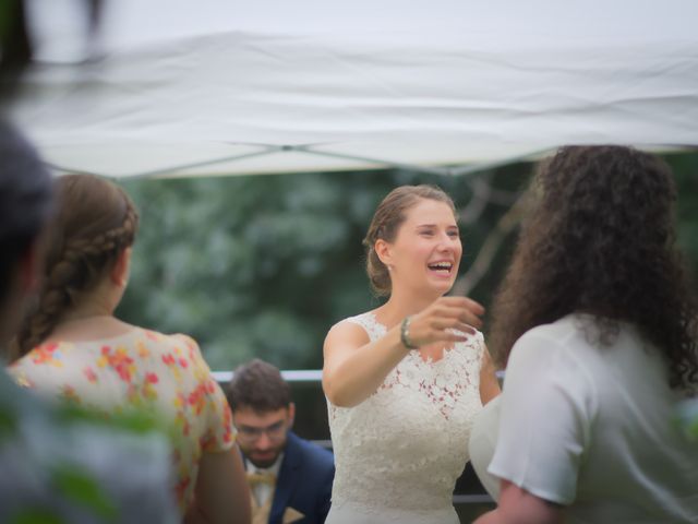 Le mariage de Christopher et Nora à Brullioles, Rhône 25