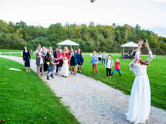 Le mariage de Xavier et Mathilde à Yerres, Essonne 2