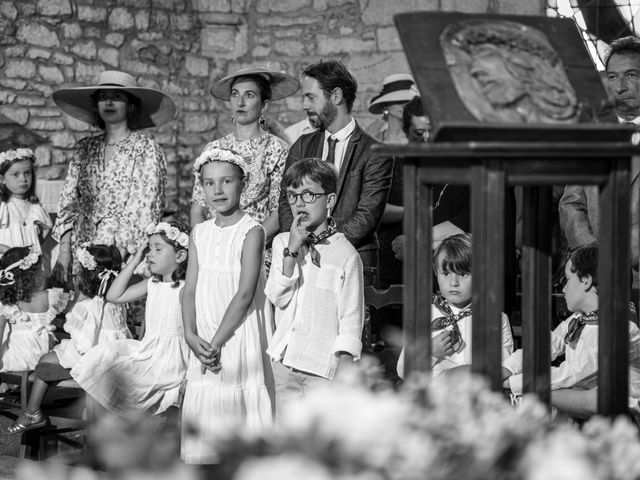 Le mariage de Baptiste et Clementine à Treignac, Corrèze 27