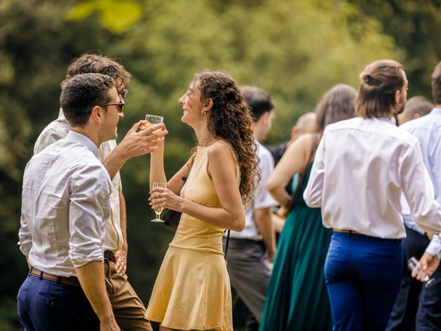 Le mariage de Baptiste et Clementine à Treignac, Corrèze 44