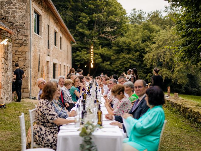 Le mariage de Baptiste et Clementine à Treignac, Corrèze 51