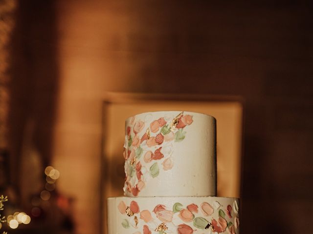 Le mariage de Coline et Baptiste à Saint-Gènes-de-Castillon, Gironde 24