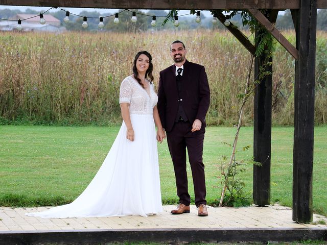 Le mariage de Ludovic et Léa à Les Landes-Génusson, Vendée 32