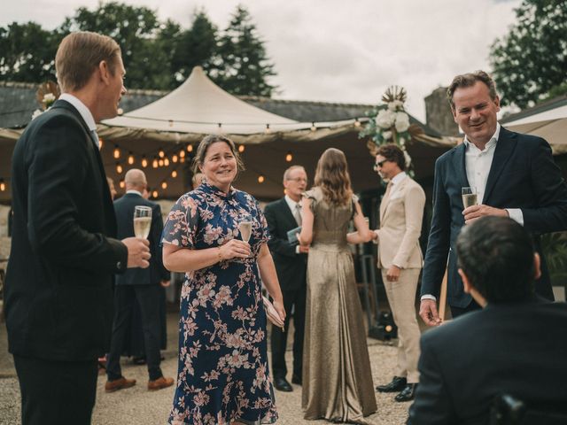 Le mariage de Omar et Karin à Quimper, Finistère 25