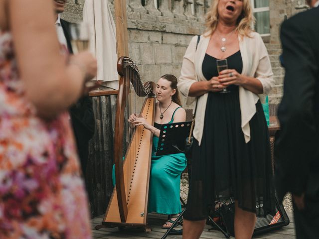 Le mariage de Omar et Karin à Quimper, Finistère 27