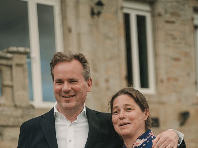 Le mariage de Omar et Karin à Quimper, Finistère 38