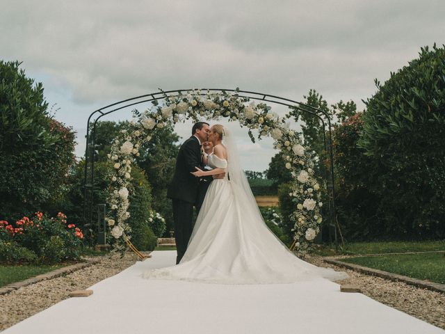 Le mariage de Omar et Karin à Quimper, Finistère 53