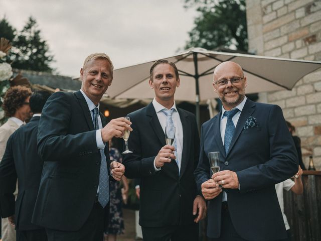 Le mariage de Omar et Karin à Quimper, Finistère 63