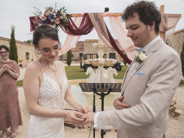 Le mariage de Tim et Violette à Rives de l'Yon, Vendée 10