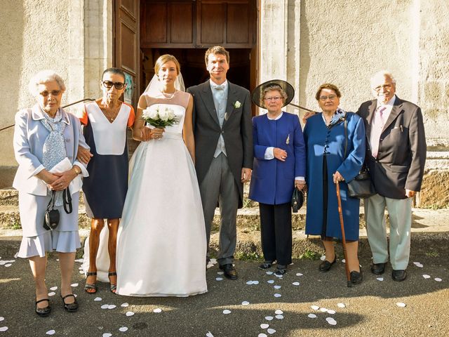 Le mariage de Paul-Henri et Eléonore à Souligné-sous-Ballon, Sarthe 37