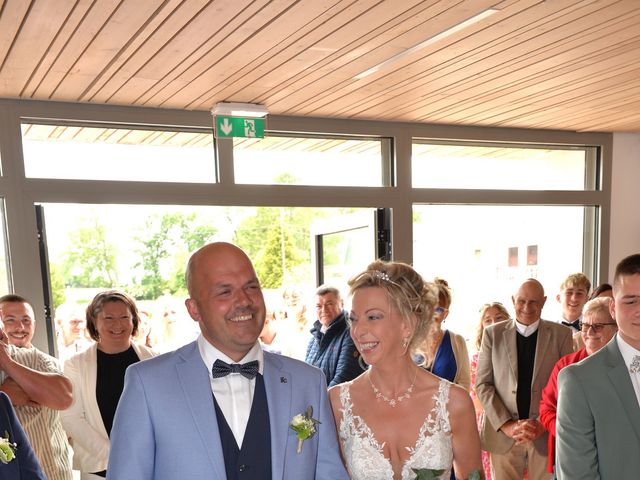 Le mariage de Rémi et Viviane à Campagne-lès-Hesdin, Pas-de-Calais 31