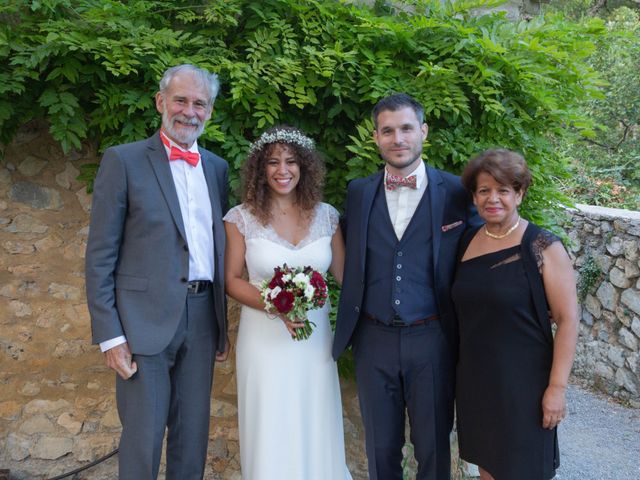Le mariage de Edwin et Marie à Nyons, Drôme 74