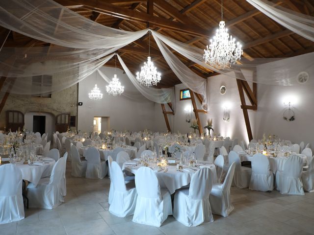 Le mariage de Raphael et Camille à Savigneux, Loire 33