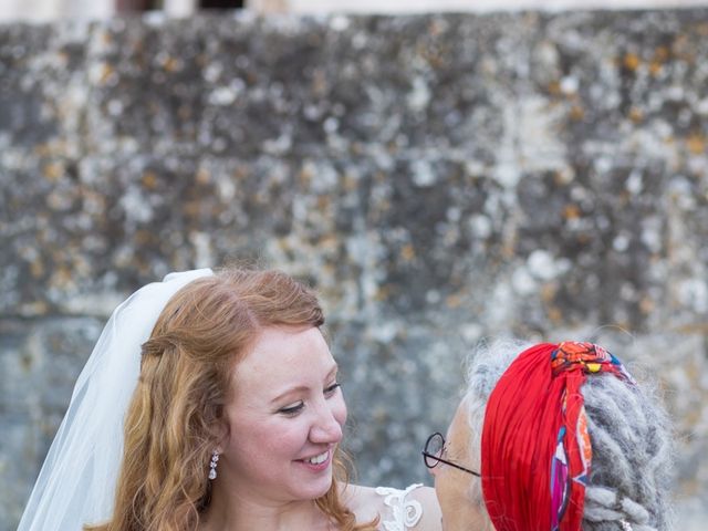 Le mariage de David et Isabel à Marans, Charente Maritime 99