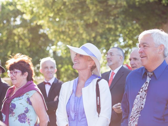 Le mariage de David et Isabel à Marans, Charente Maritime 109