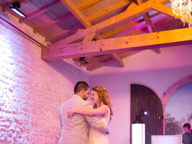 Le mariage de David et Isabel à Marans, Charente Maritime 191