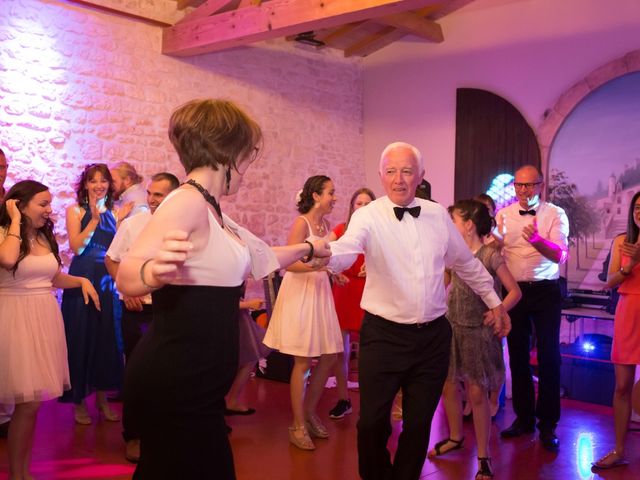 Le mariage de David et Isabel à Marans, Charente Maritime 264