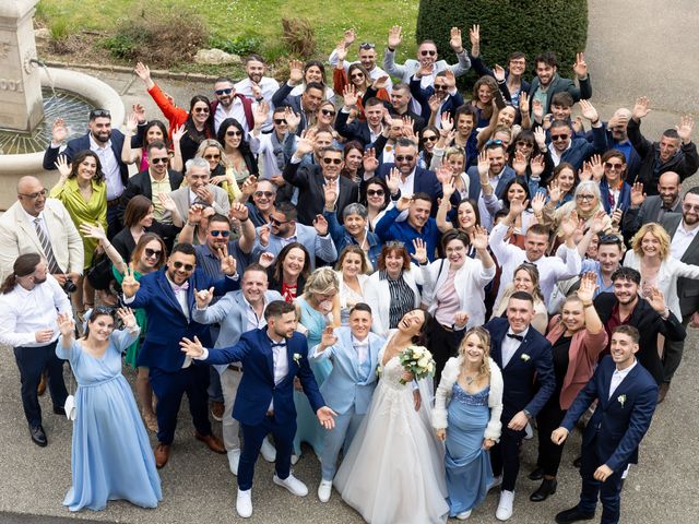 Le mariage de Coralie et Françoise à Four, Isère 12