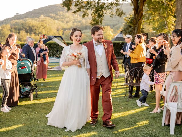 Le mariage de Cécile et Damien à Saint-Georges-les-Bains, Ardèche 77