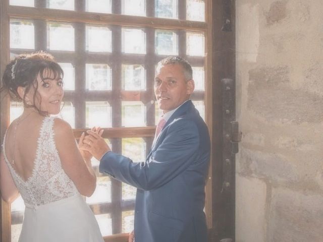 Le mariage de Johan et Sandrine  à Saint-Amant-de-Boixe, Charente 2