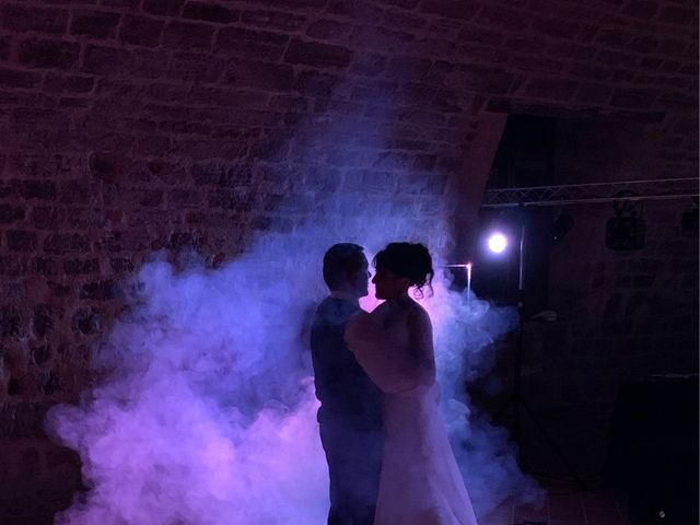 Le mariage de Johan et Sandrine  à Saint-Amant-de-Boixe, Charente 20