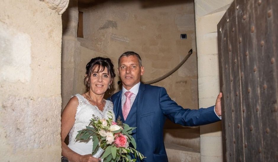 Le mariage de Johan et Sandrine  à Saint-Amant-de-Boixe, Charente