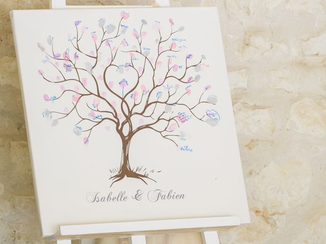 Le mariage de Fabien et Isabelle à Vailly-sur-Sauldre, Cher 11
