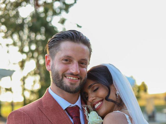 Le mariage de Thibault et Sahar à Courville-sur-Eure, Eure-et-Loir 1